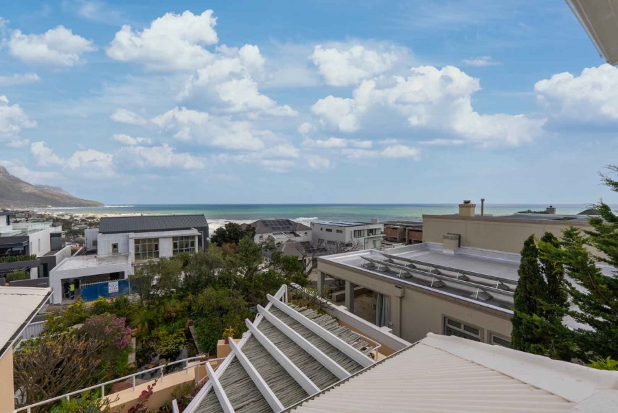 5 Bedroom Property for Sale in Camps Bay Western Cape